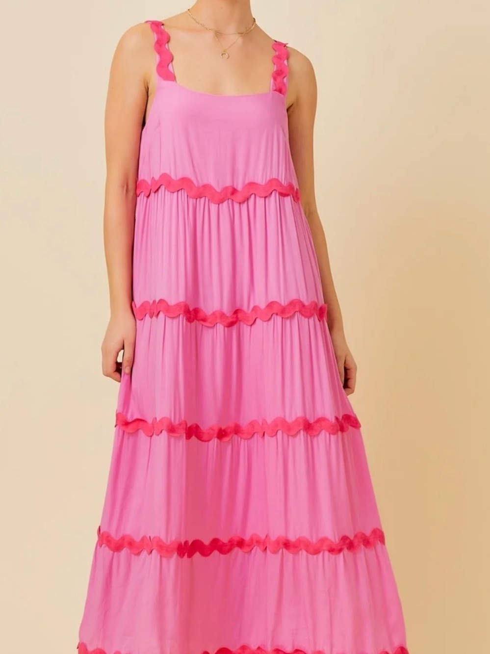 Main Strip Pink Tiered Scallop-Trim Chemise